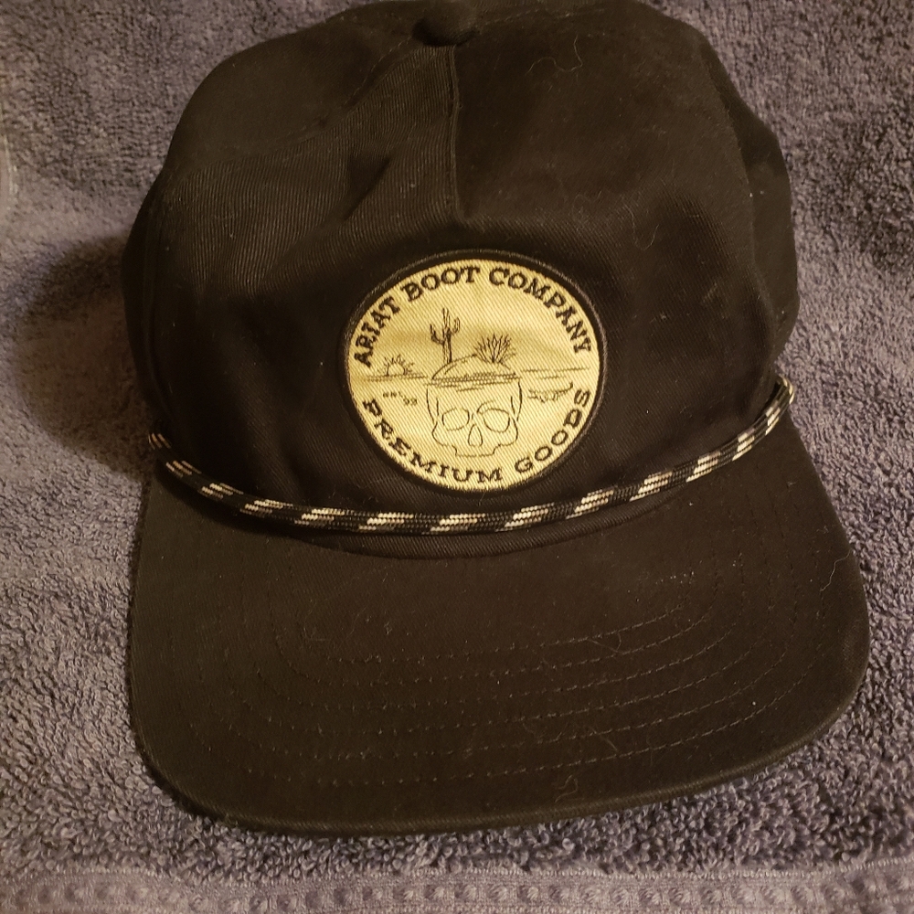 Men's Snap Back Skull Desert Patch Black Cap Ariat Boot Company